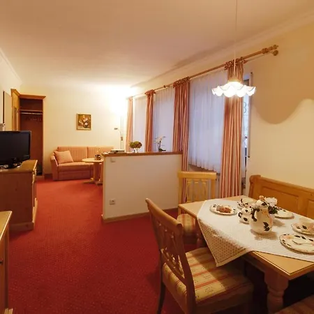 아파트 Appartementhaus Absmeier *